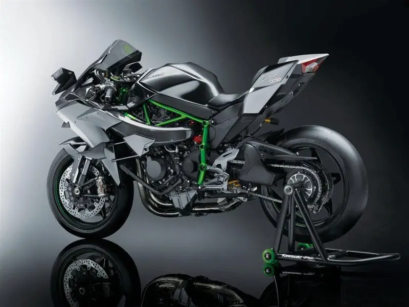 Kawasaki Ninja H2 37