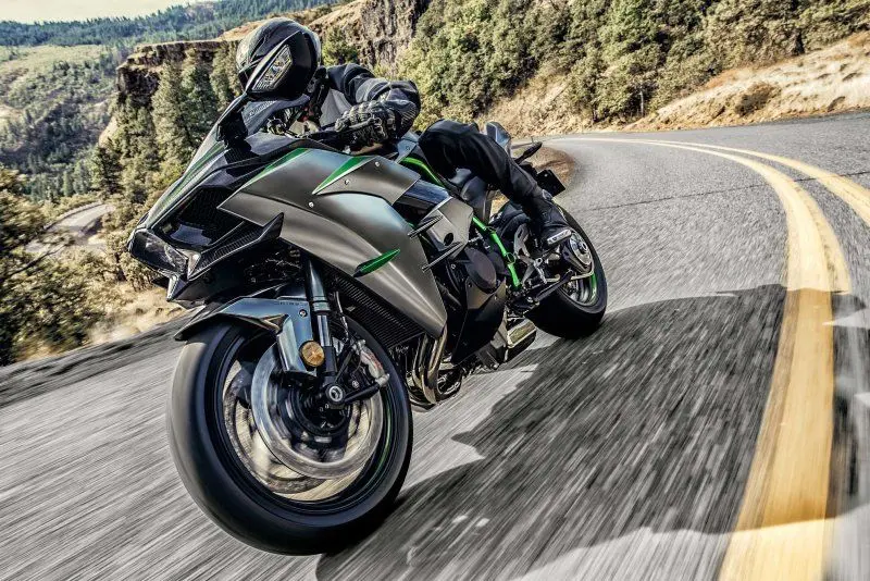 Kawasaki Ninja H2 7