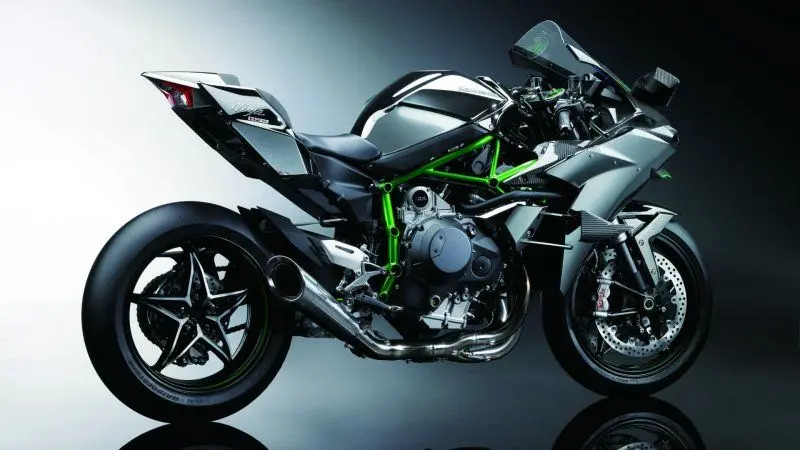 Kawasaki Ninja H2 10