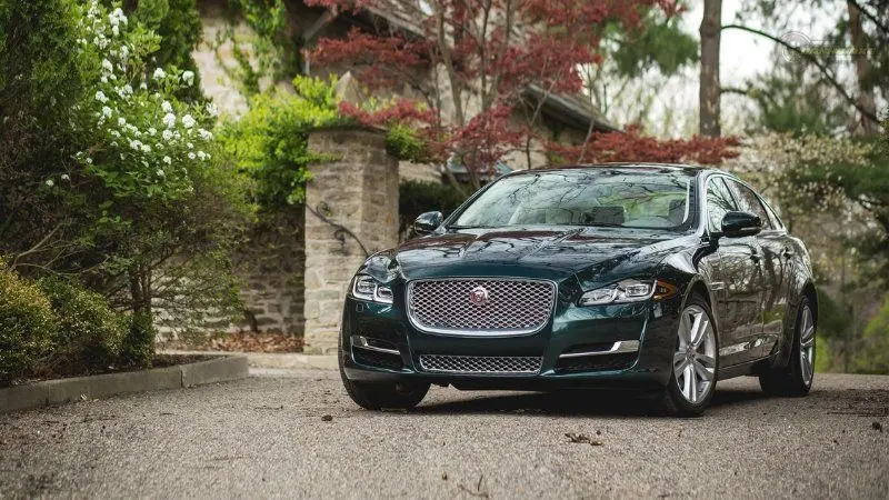 Jaguar XJL