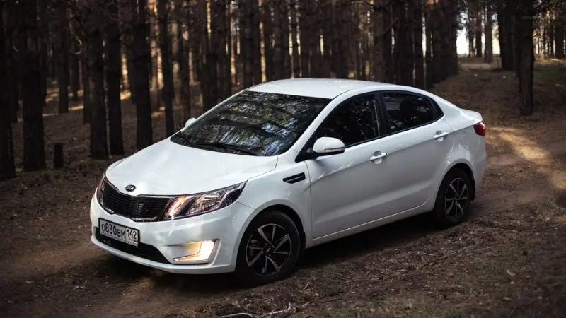 KIA RIO 04 KIA RIO 04