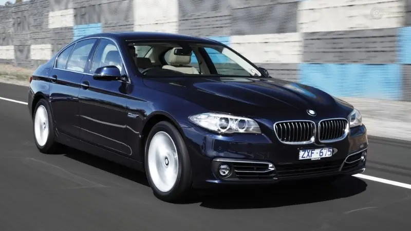 BMW 520i 04