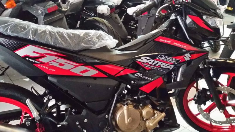 Ảnh chi tiết xe Suzuki Satria F150 4