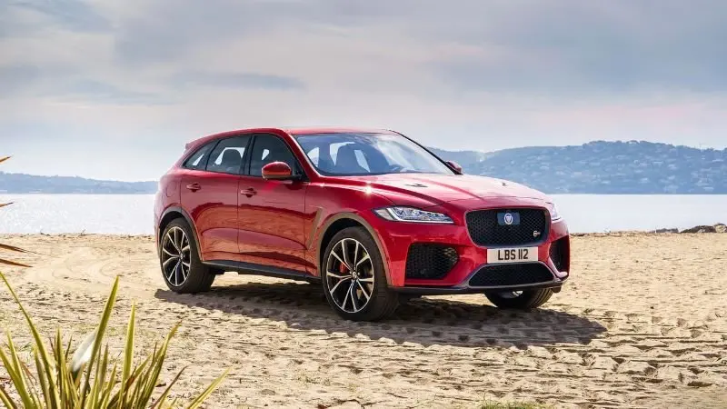 Jaguar F-Pace hình ảnh xe sang trọng 3