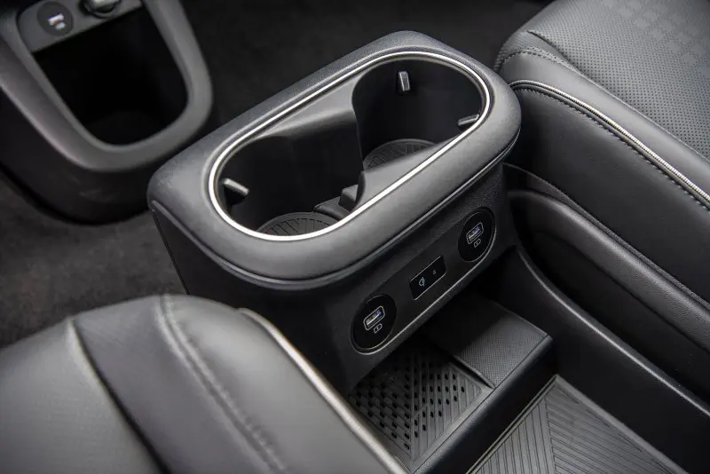 Xem ảnh thực tế xe Hyundai Ioniq 5 siêu ấn tượng 16