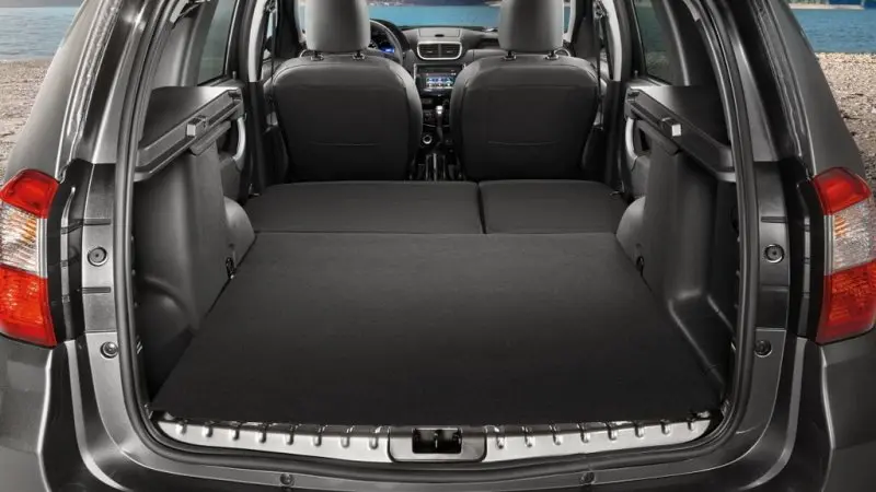 Hình ảnh Nissan Terra dưới góc chụp chi tiết 22