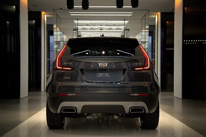 Hình ảnh xe Cadillac XT4 đẹp nhất hiện nay 9