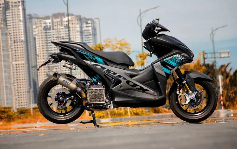 Ảnh xe Yamaha NVX ấn tượng 34