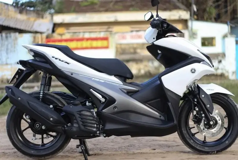 Ảnh xe Yamaha NVX cực ngầu 18