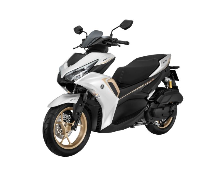 Ảnh xe Yamaha NVX ấn tượng 9