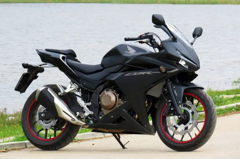 Honda CBR500R 1
