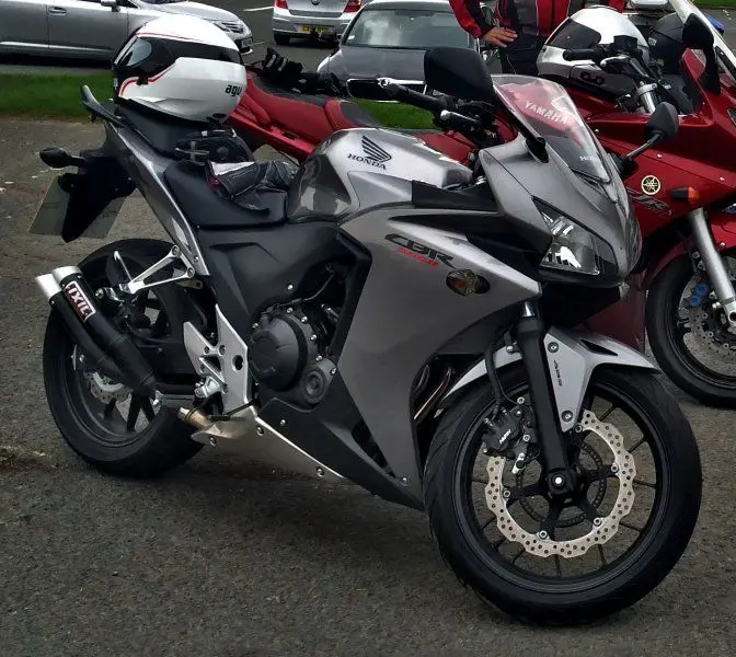 Honda CBR500R 16