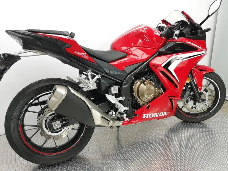 Honda CBR500R 36