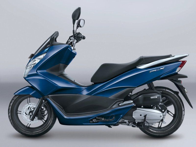 Honda PCX eHEV 4