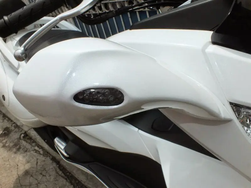 Honda PCX eHEV 27