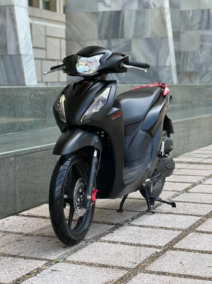 Honda Vision 12