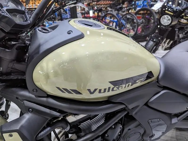 Kawasaki Vulcan S 30