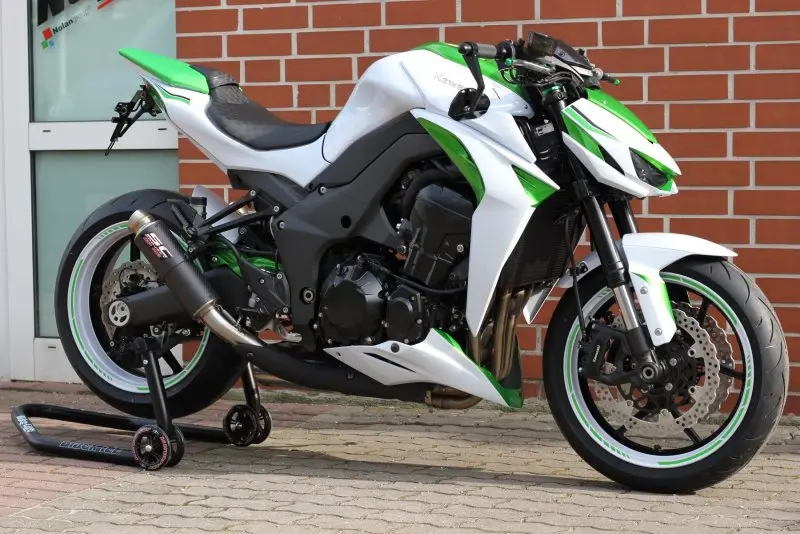 Kawasaki Z1000 24
