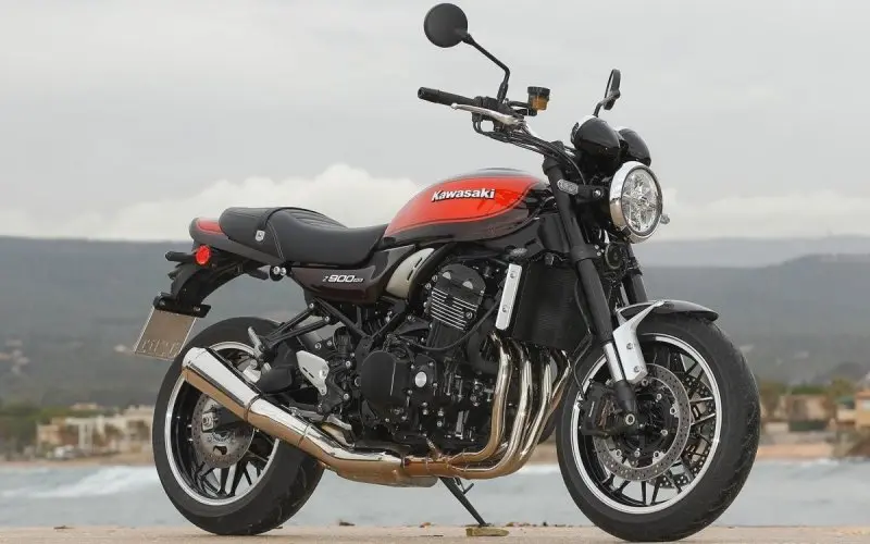 Kawasaki Z900RS 15