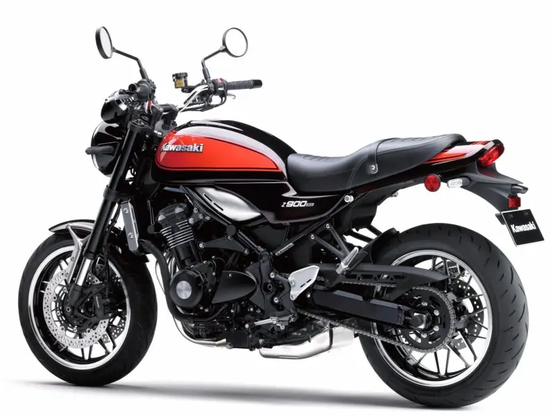 Kawasaki Z900RS 4