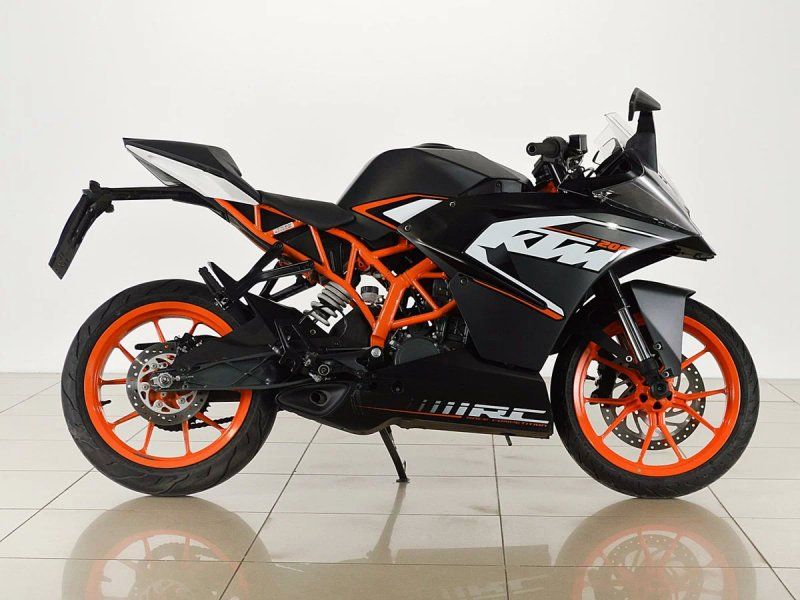 KTM RC 200 17