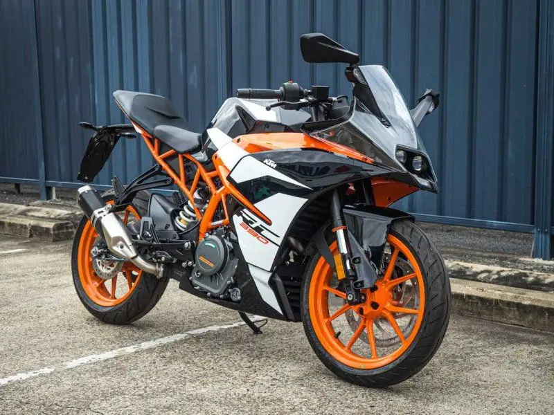 KTM RC 390 1