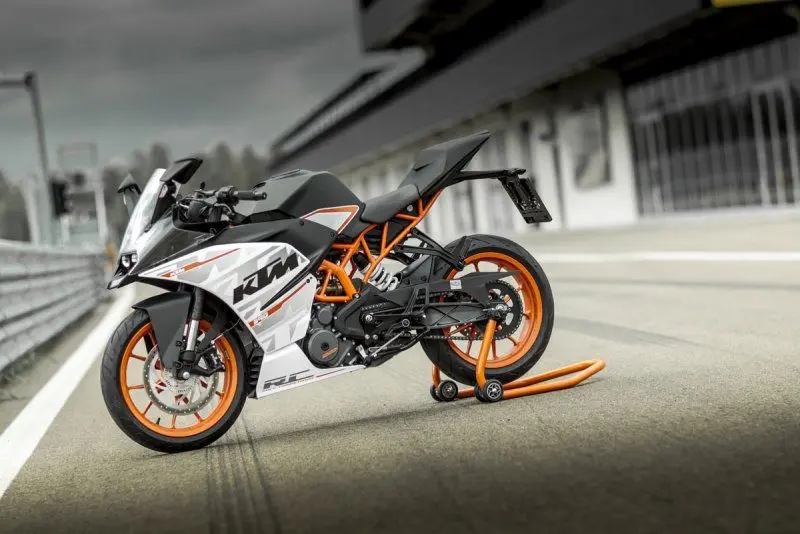 KTM RC 390 17
