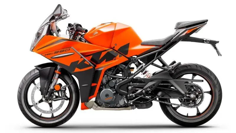 KTM RC 390 32
