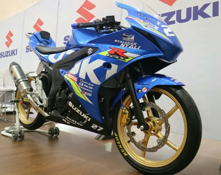 Ảnh xe Suzuki GSX R150 từ mọi góc độ 22