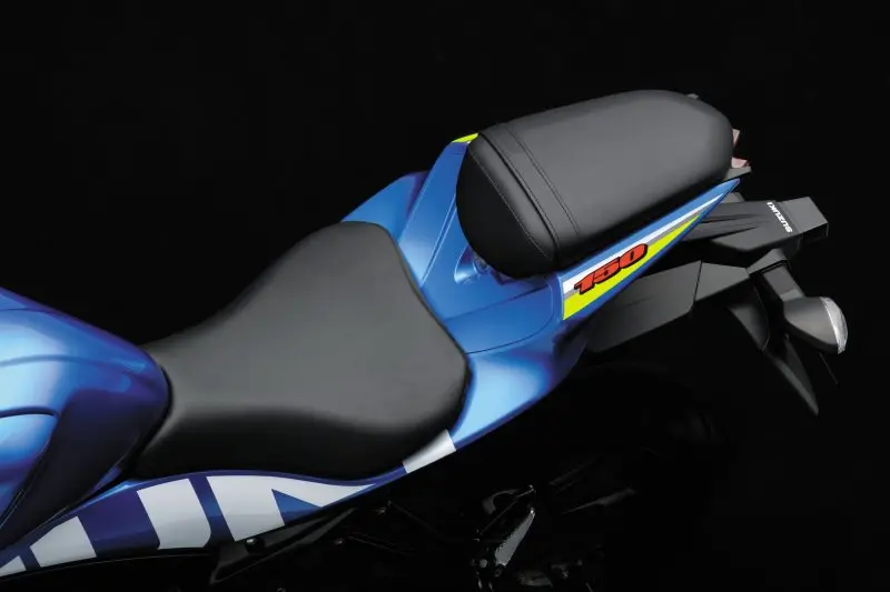 Ảnh chi tiết xe Suzuki GSX R150 2
