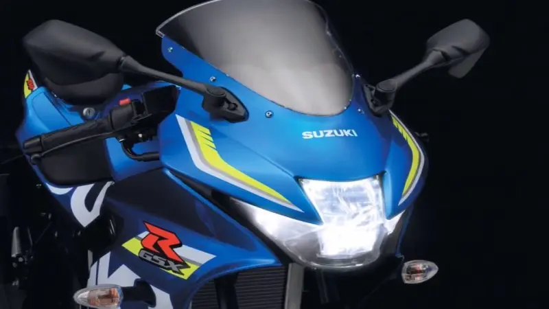 Ảnh chi tiết xe Suzuki GSX R150 5