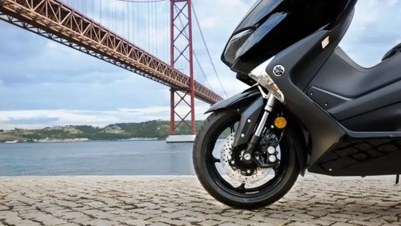 Ảnh chi tiết xe máy Yamaha TMAX DX 6