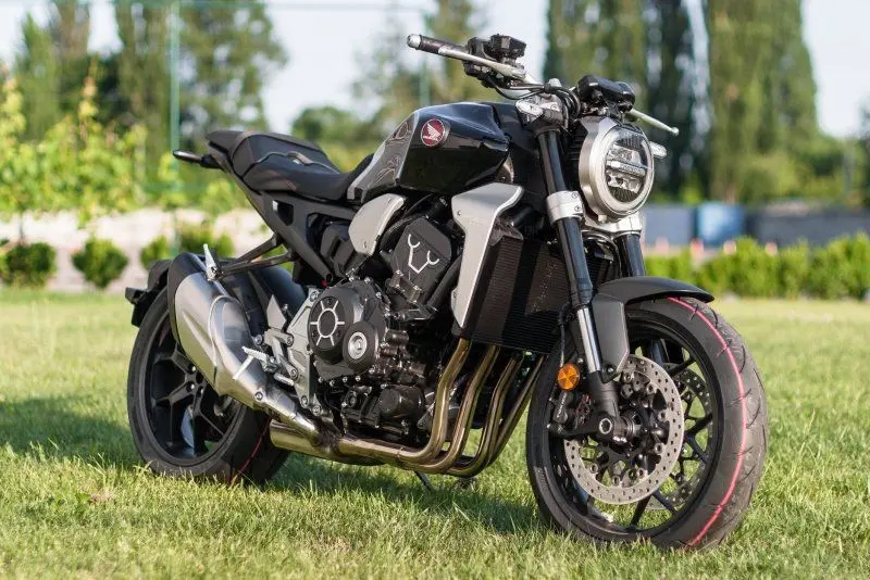 Honda CB1000R 6