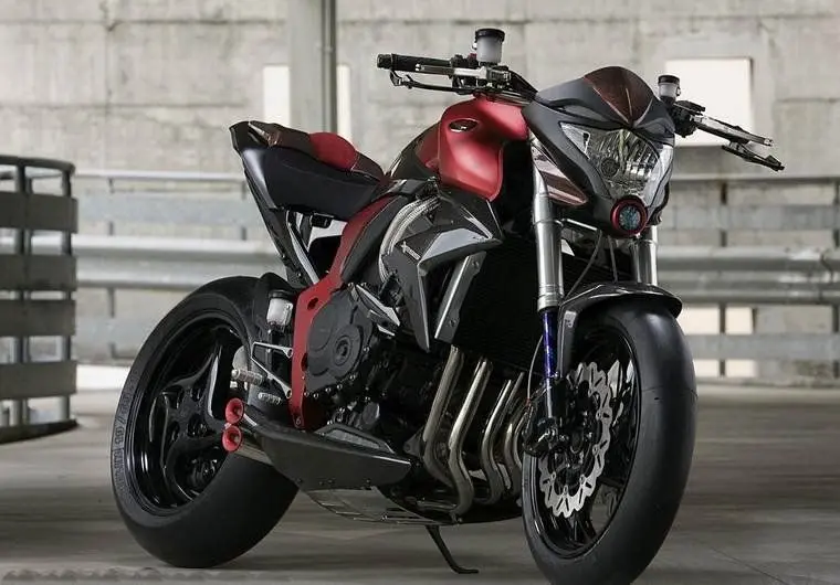 Honda CB1000R 11