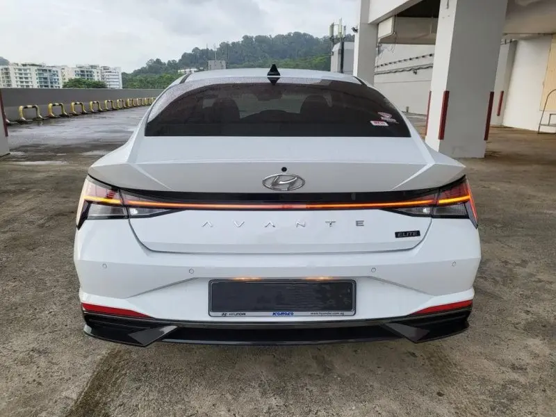 Thư viện ảnh Hyundai Avante siêu ấn tượng 24