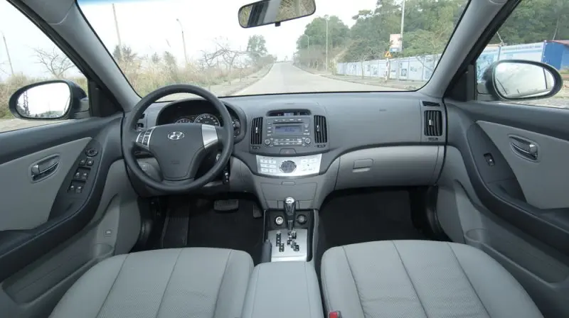 Nội thất xe Hyundai Avante chi tiết nhất 14