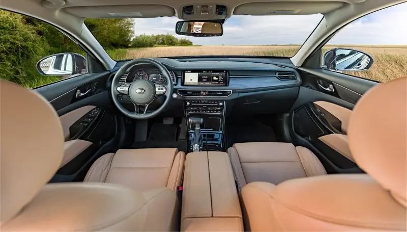 Nội thất sang trọng của dòng xe Kia Cadenza 17