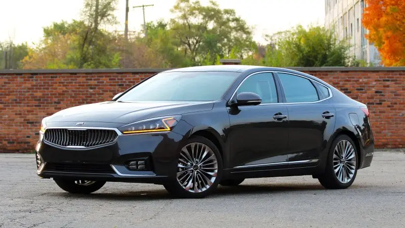 Chi tiết mọi góc cạnh của xe Kia Cadenza 8