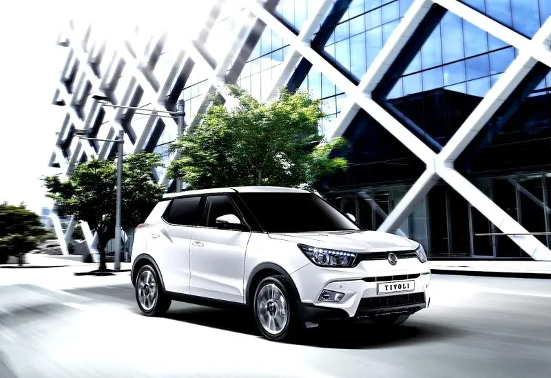 Chi tiết ngoại thất của xe Ssangyong Tivoli 29