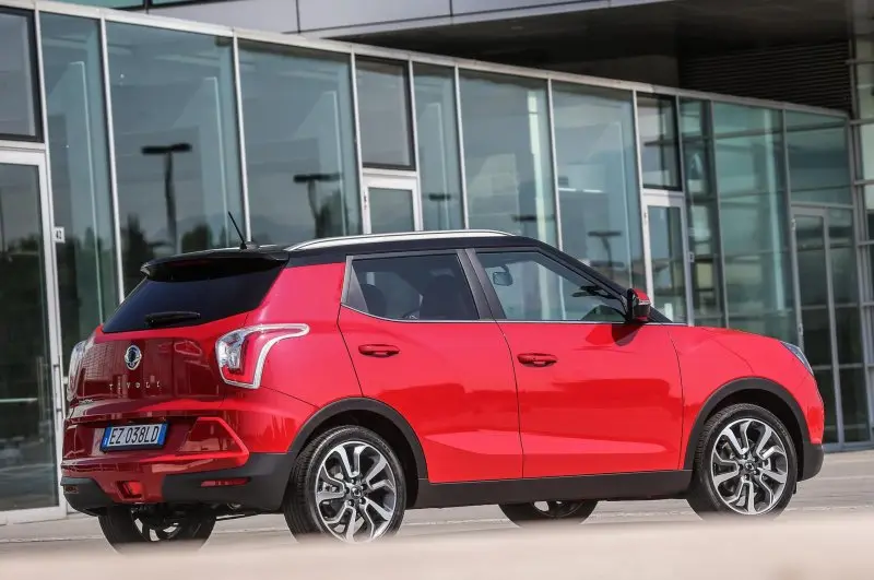 Chi tiết ngoại thất của xe Ssangyong Tivoli 37