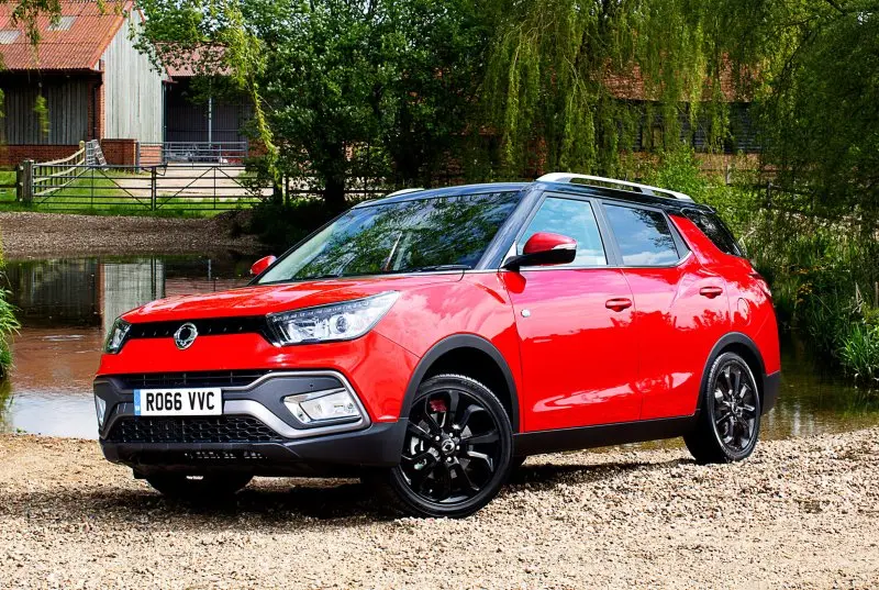 Chi tiết ngoại thất của xe Ssangyong Tivoli 41