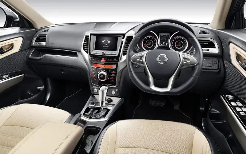 Nội thất sang trọng của xe Ssangyong Tivoli 9
