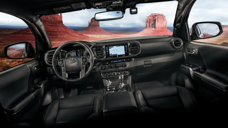 Ảnh xe Toyota Hilux từ góc nhìn chi tiết 3