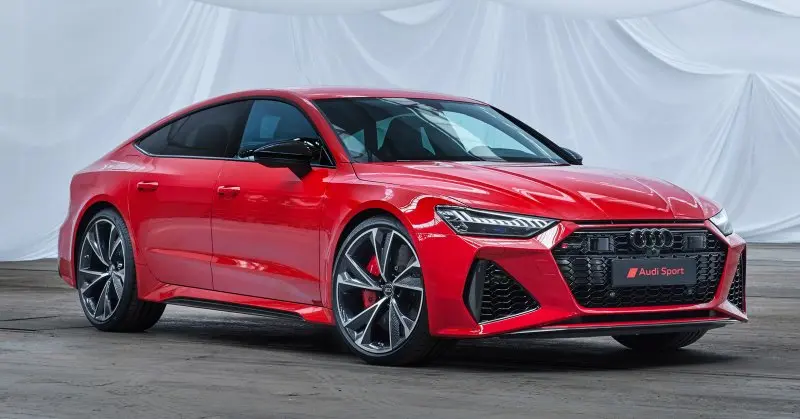Cận cảnh xe Audi RS7 sắc nét nhất 12