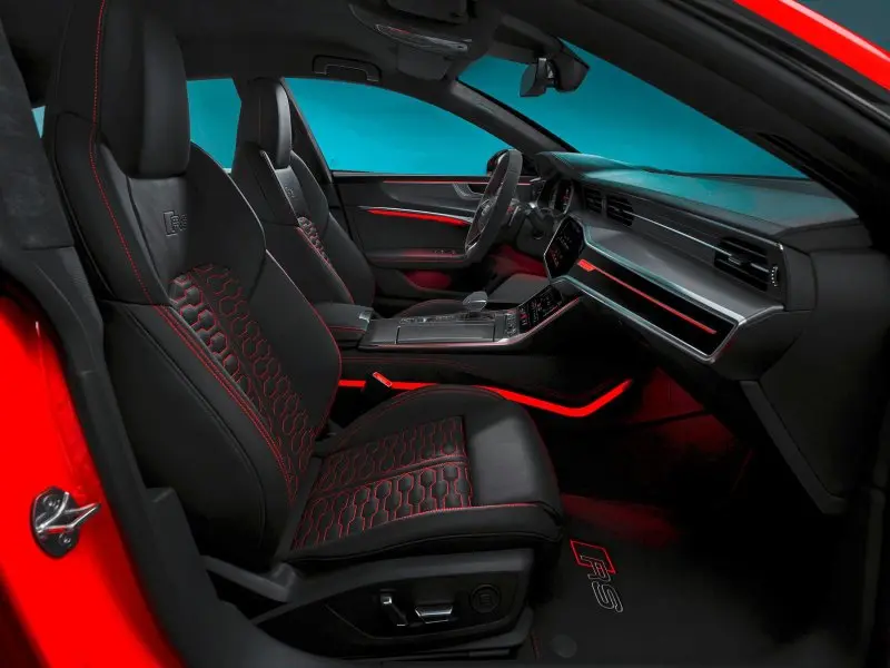 Nội thất sang trọng của xe Audi RS7 8