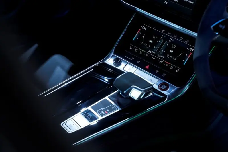 Nội thất sang trọng của xe Audi RS7 9