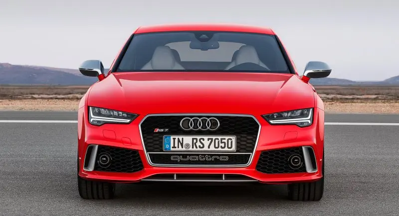 Cận cảnh xe Audi RS7 sắc nét nhất 