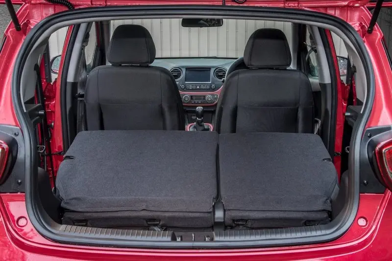 Chi tiết nội thất sang trọng của xe Hyundai i10 27