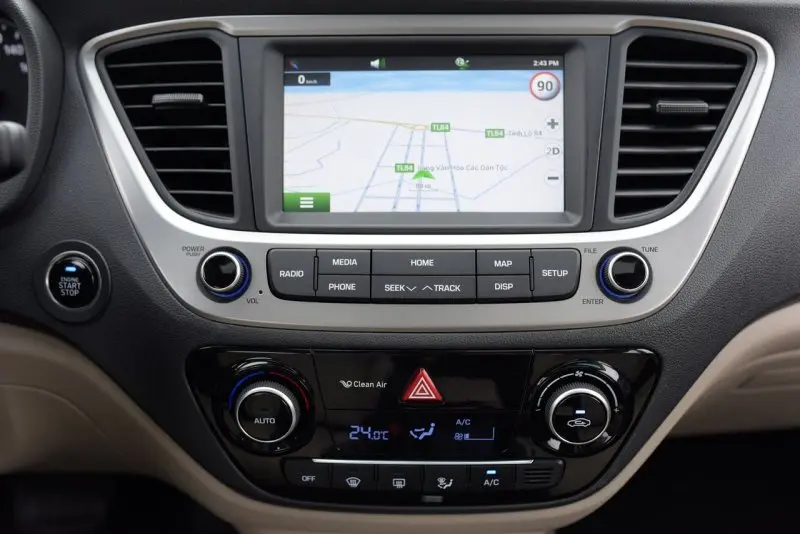 Thiết kế nội thất tinh tế của xe Hyundai Accent 15