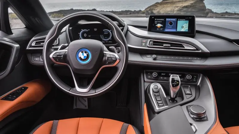 Chi tiết ảnh xe BMW i8 từ trong ra ngoài 4